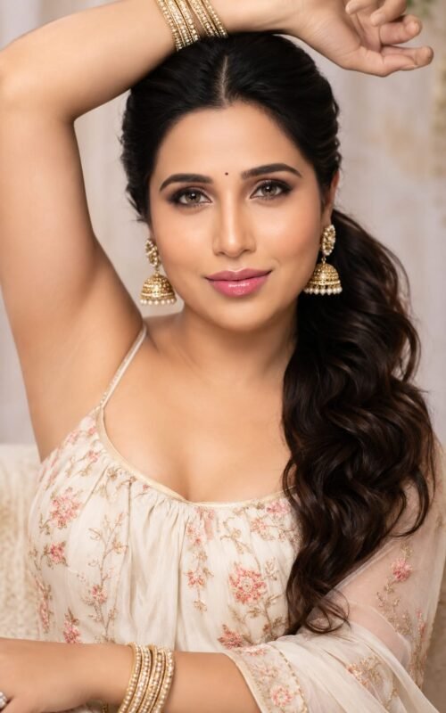 Glamorous Indian Beauty Portrait AI Prompt